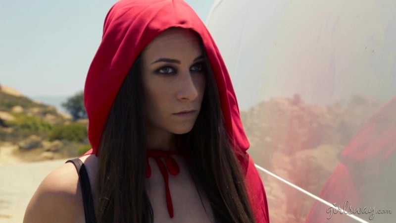 Shyla Jennings, Penny Pax, Cassidy Klein (Little Red, ein lesbisches Märchen Teil 2 / 2016 09 15)[Rotschopf, große Titten, HD 1080p]