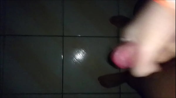 Abspritzen (Sperma) auf dem Bett nach stundenlangem Faping! (Fap.) Die Teenager-Fapping-Serie.