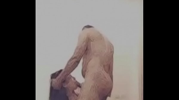 Durchgesickerter Clip, in dem die Thailänderin Little Milky mit großen Brüsten fickt