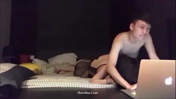 Old Quarter hotgirl Luong Minh Phuong reached the top with her international student boyfriend