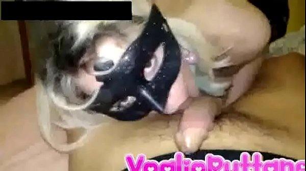 Ti mostrerò quanto è una troia