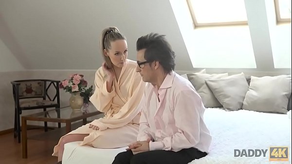 DADDY4K. Moderne Ansichten testen