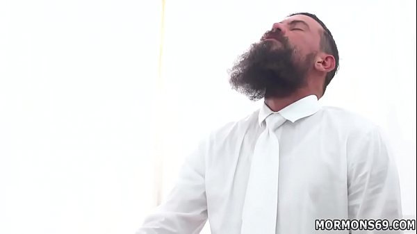 Boob and nipple sucking gay porn Elder Xanders couldn'_t believe it.