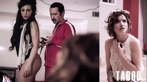 Ashley Adams, Whitney Wright, Eliza Jane nel primo atto di Anne L'orfano