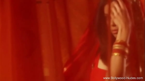 Viaggi sensuali attraverso il tempo e la seduzione dello spazio