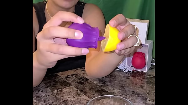 Stupenda e adorabile teenager prende in giro