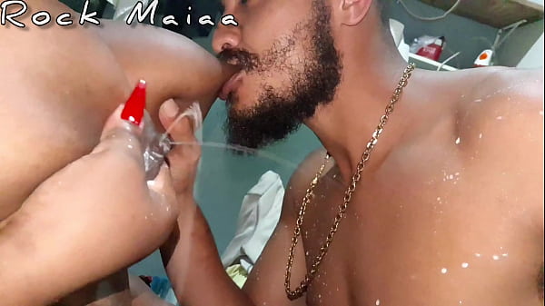 Das Wasser ist vorbei. Nehmen Sie ein Milchbad! Faust, Stillen bei Erwachsenen, Greluda und Stillzeit