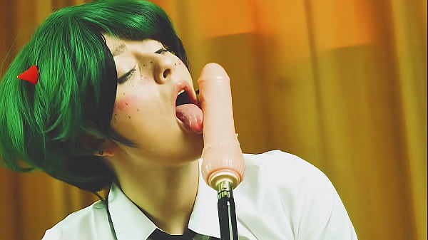 Hot Teen Girl has fun in cumshot