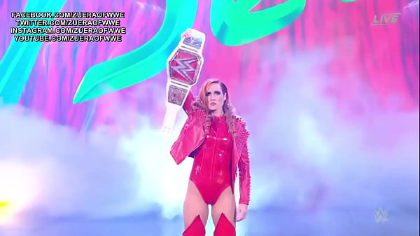Becky Lynch-Charlotte Flair Survivor Series 2021