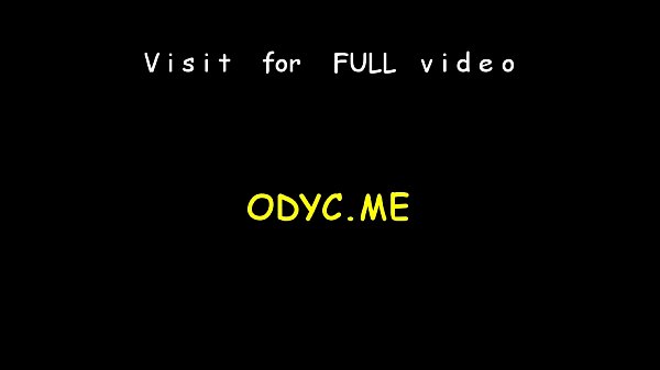 Die schlaue junge brünette Schlampe Nina sehnt sich nach tiefem Eindringen