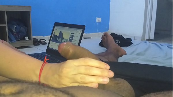 Minha esposa é uma ninfomaníaca que quer pau de 5 em 5 minutos, tenho que aguentar para não virar corno