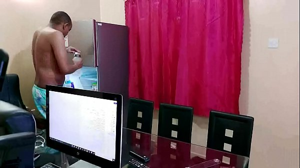 印度同父异母的兄弟裸体烹饪性感 Tinder 约会 (2)