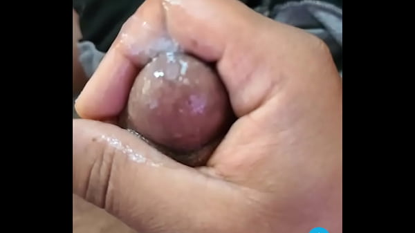 dick grool slicked stroking to pantyhose shoeplay