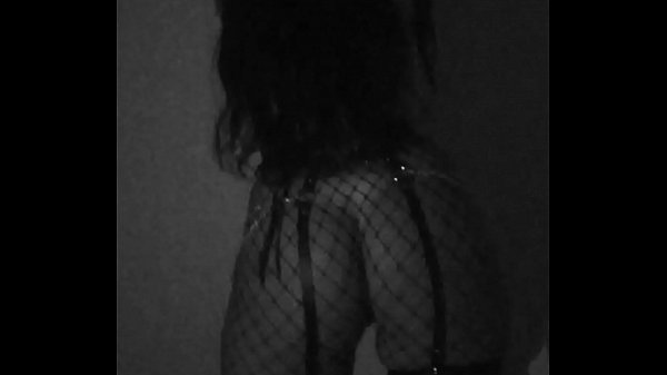 Hotwife dancing at Helloween Trick or Treat