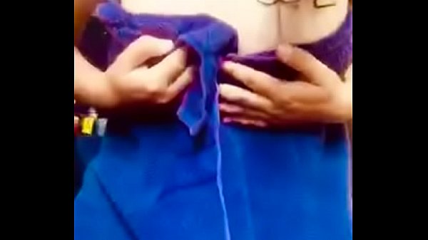 Ni el ba&ntilde_o le quita lo caliente y se empieza a tocar