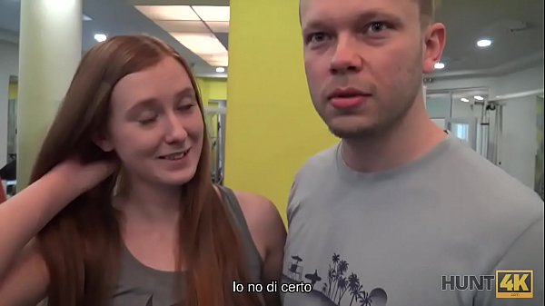CACCIA4K. La coppia si stava allenando in palestra quando apparve un ricco cacciatore