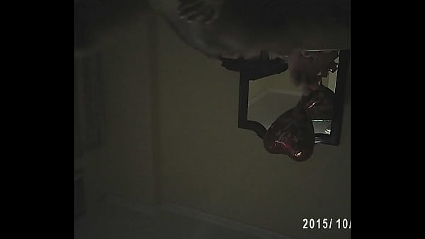 MIGDALIA ACOSTA LA PUTA DE NIVEA FOLLANDO POR DINERO CON UN MAYOR POR DINERO