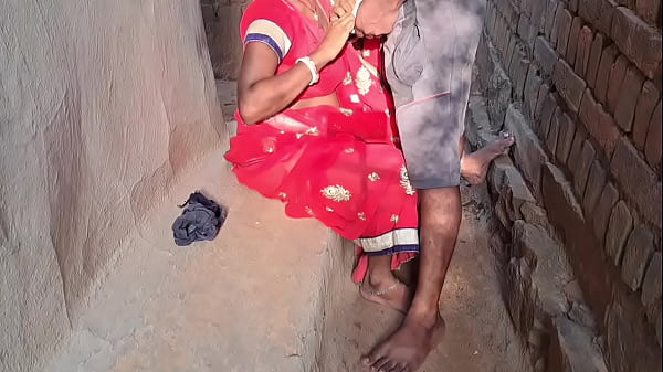 Sorellastra indiana carina tradisce con il suo ragazzo