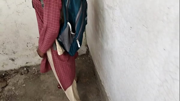 Desi village school girlfriend boyfriend real homemade fucking in Indian porn video