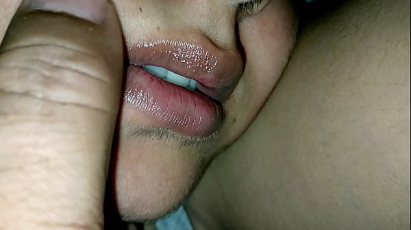 Papa bringt meine frisch verheiratete Stiefmutter für meine erotischen Wünsche nach Hause