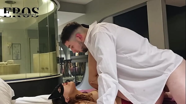 Erstaunlich leidenschaftlicher Teenager hat Spaß