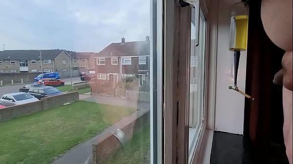 Ich bin ein echter Natursekt-Schlucker und würde gerne gedemütigt und gefilmt werden, damit die Leute sehen können, wie ich mit dem 1-Stimme-Wichser deines schlucke