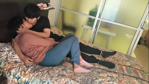 Volevo un campione di sperma, la mia amica cristiana di 18 anni studia medicina e prima delle sue lezioni facciamo sesso