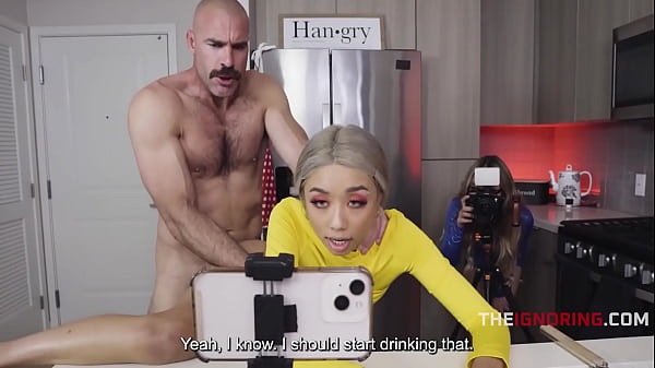 Freeused On Air - Gia Dibella, Nicole Doshi| thebỏ qua