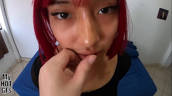 Sexy latina adolescente baila