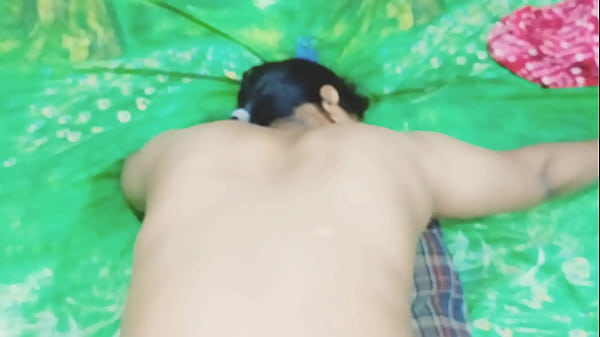 VIRGIN ASS FUCKING VIDEO OF INDIAN BHABHI, VERY TIGHT ANAL FUCKING