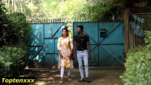 Sexy Menina Adolescente tiras em bi_sexual