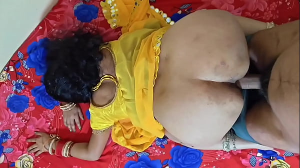 21-jährige Inderin, frisch verheiratete Frau, erste Orgasmus-Desi-Frau