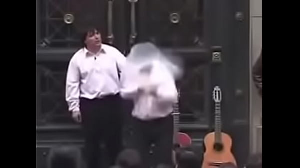 Mono se afila al guaton