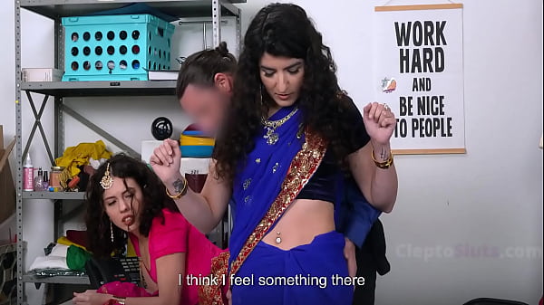 Ces chattes indiennes menteuses reçoivent une bite américaine de justice perverse