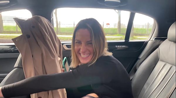 Das Video mit Stan dem Fan und seinem Bentley!!! Nochmals vielen Dank für diese Erinnerung.