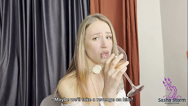 Ha finito dentro la sua vicina proprio al suo matrimonio! Tradisce suo marito!