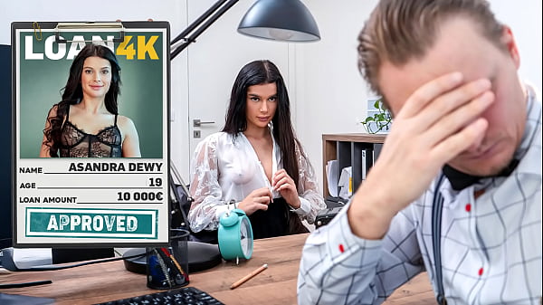 Teen Teen enjoys herself - passionate