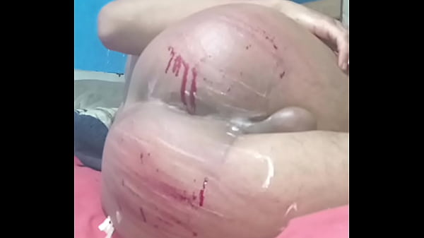 Freshly shaved, I got hot, I scratched myself and something beautiful came out that even scared me and I almost cried with pleasure