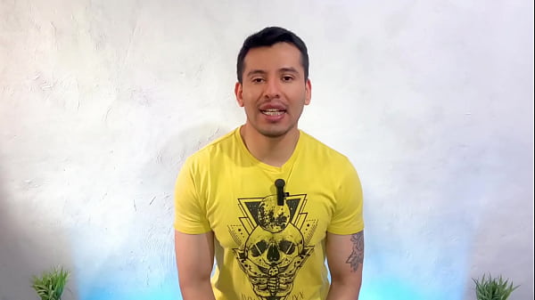 I find my Haitian Roomie masturbating his 25cm of cock and he ends up stuffing my ass bareback