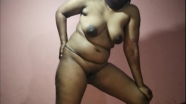 Desi-Hausfrau harter Fick mit ihrem Diener im Esszimmer, ganzer Film