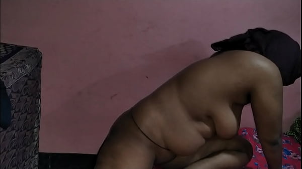 Stepdaughter accidentally saw a member of dad'_s friend and got excited