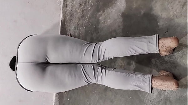 Sehen Sie sich das schöne Teenie-Video zum Abspritzen an