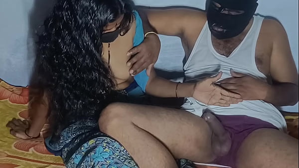 Youranitha - 更新印度乡村辣妻自制足交阴户指交和他妈的