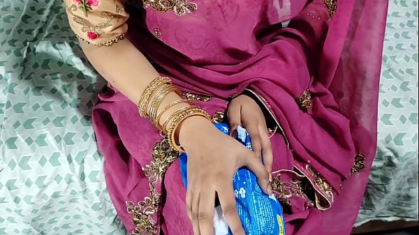 Belle-mère a demandé un coussin à son fils