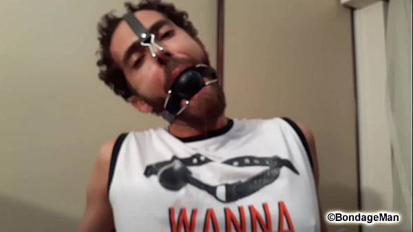 Lino wurde für den Bdman-Knebeltest mehrmals gefesselt und geknebelt | Vorschau