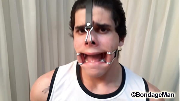 Luan wurde in deiner ersten Bondage-Szene viele Male gefesselt und geknebelt | frei