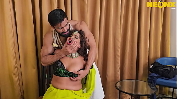 sexo salvaje esposa hambrienta sexo duro con marido lamiendo culo sexo sucio y doloroso