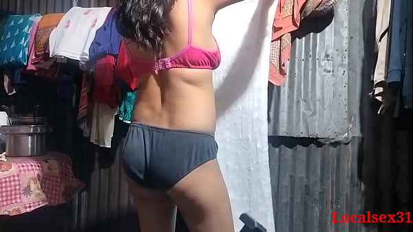 Carino boudi hard chudai da solo a casa (video ufficiale di Localsex31)