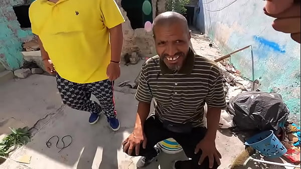 Shaving strangers -The King of Jokes