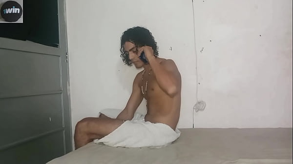 Sexy Teen Teen gibt an